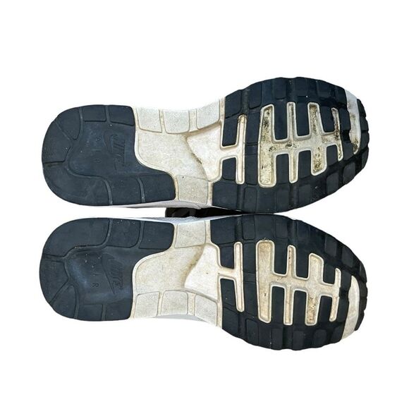 Nike Air Max 1 Ultra Essentials White Running Shoes Gray White 7 - Picture 6 of 9